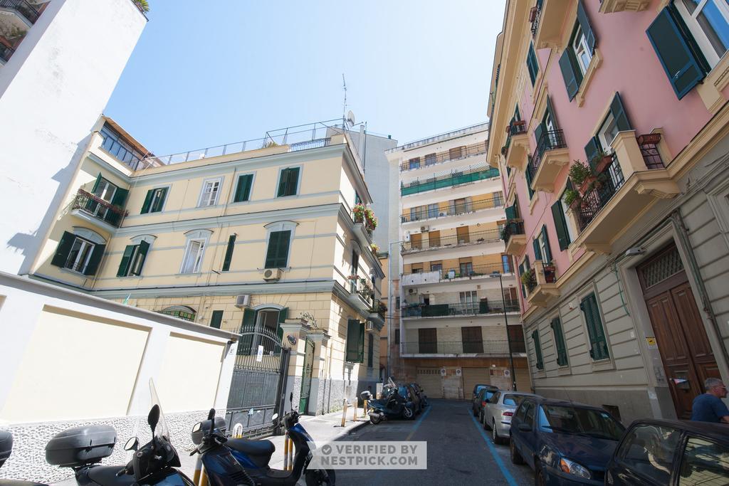 Cammarano 12 Home Napoli Cameră foto